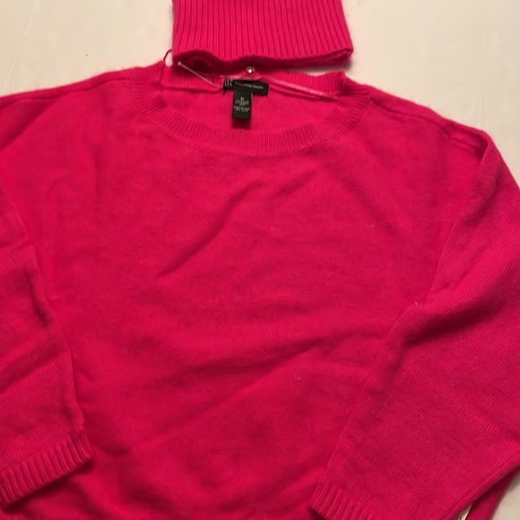 NWT INC batwing sleeves sweater, size M. Gorgeous bright pink color and headband - Picture 8 of 15